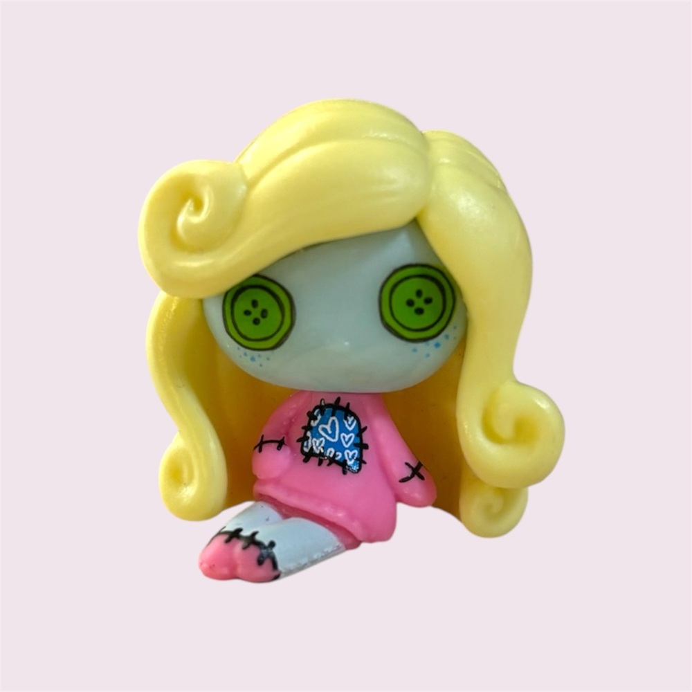 Monster High Minis Series 1 Rag Doll Ghouls Lagoona Blue Figure